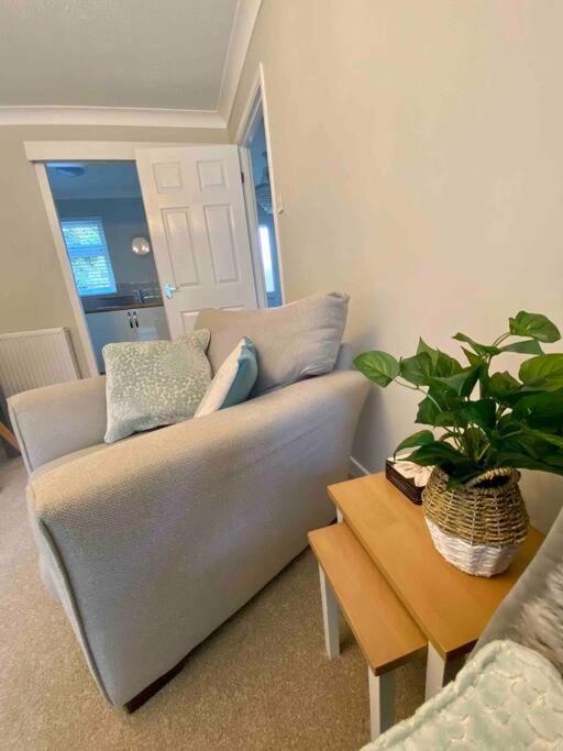 Cosy Bungalow Near Open Countryside Felixstowe Bagian luar foto