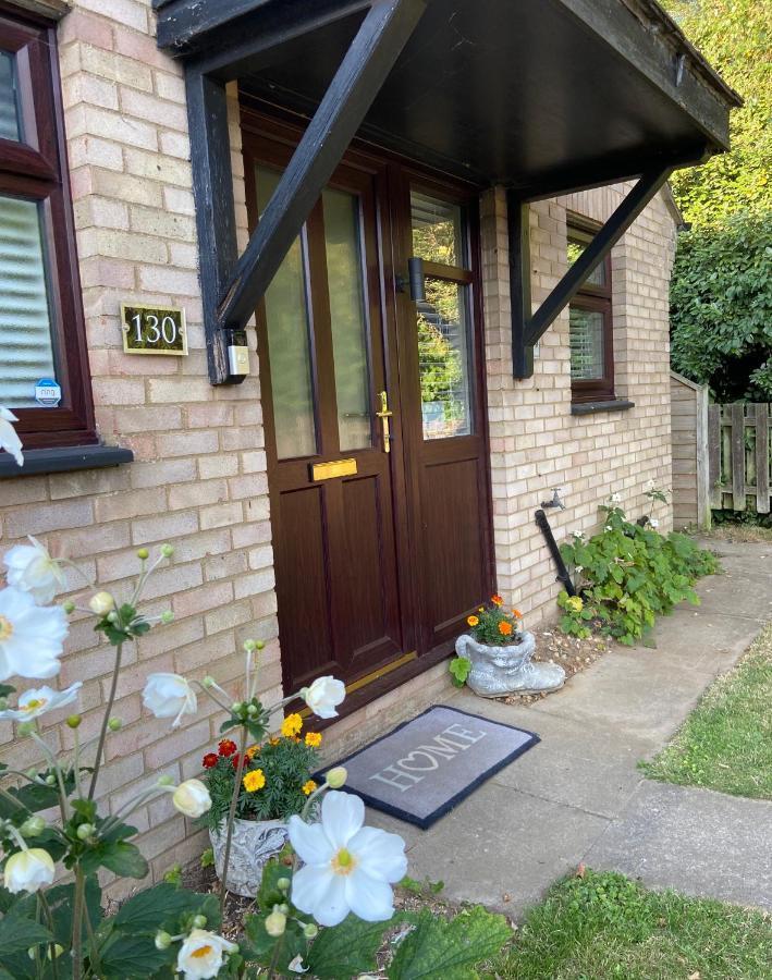 Cosy Bungalow Near Open Countryside Felixstowe Bagian luar foto
